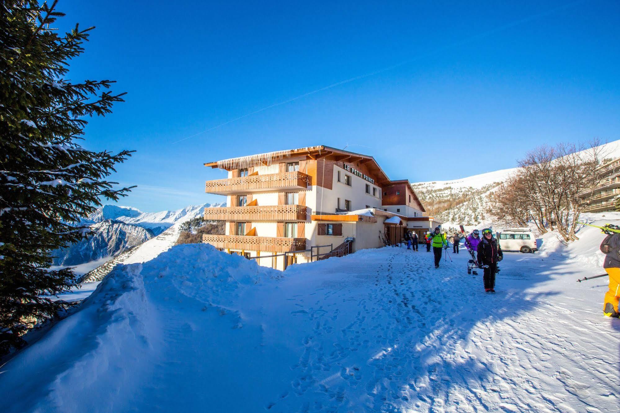 Langley Hotel Le Petit Prince Alpe d'Huez Exterior photo